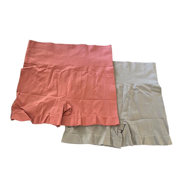 Fitness Work Out NIP 2 Pairs Boy Shorts Size XL/2XL - Picture 1 of 2